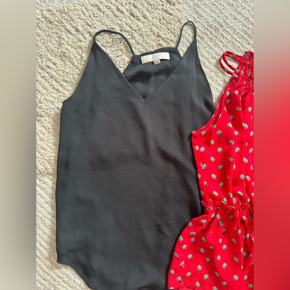 3 Tank top bundle - LOFT and Banana Republic - Picture 4 of 4